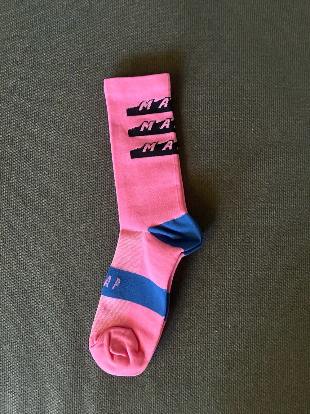 Maap cycling socks - pink unisex